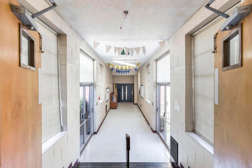 More Photos Of 2270 Shurling Dr, Macon-Bibb Religious Facility For Sale