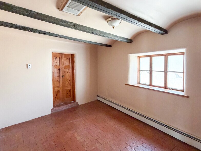 More Photos Of 4650 Corrales Rd, Corrales Medical For Sale