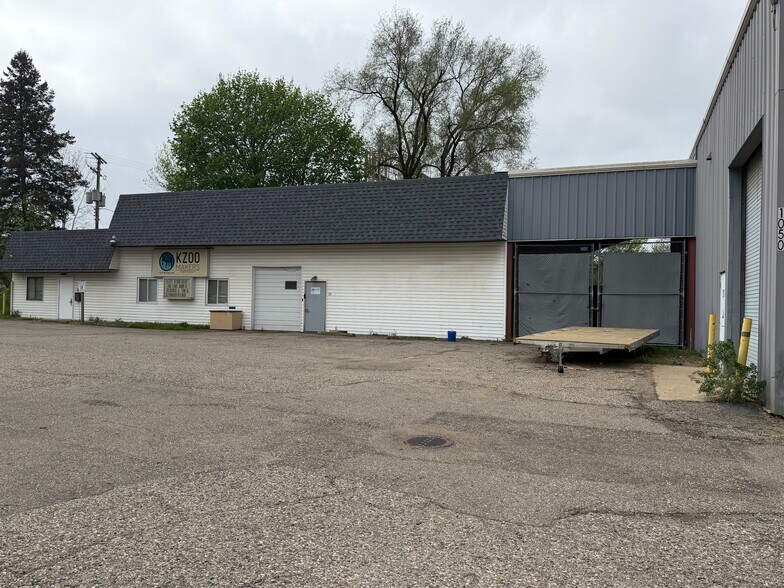 More Photos Of 1050 E Michigan Ave, Kalamazoo Warehouse For Sale