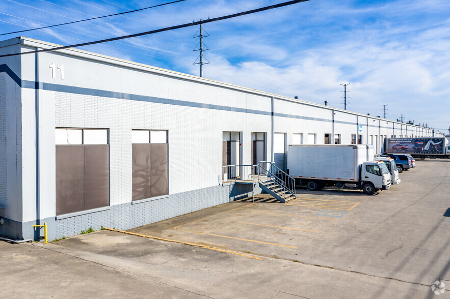 Primary Photo Of 5702-5720 Business Park, San Antonio Warehouse For Lease