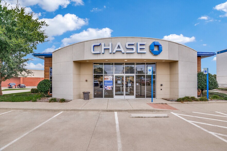 Primary Photo Of 514 State Hwy 78, Wylie Bank For Sale