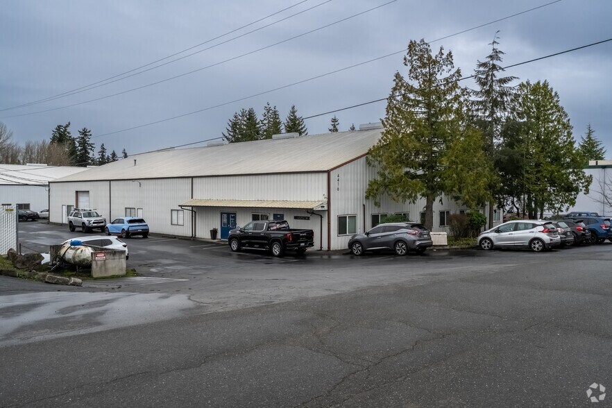 More Photos Of 11609 49th Pl W, Mukilteo Warehouse For Lease