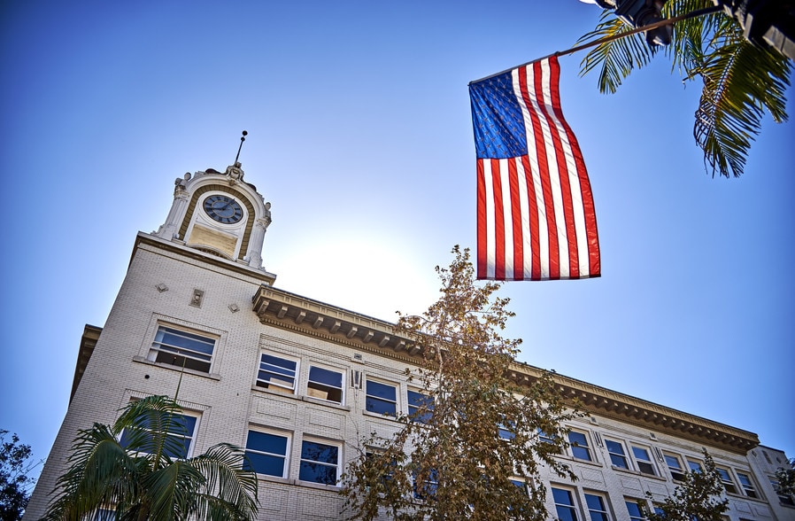 More Photos Of 202-208 W 4th St, Santa Ana Office For Lease