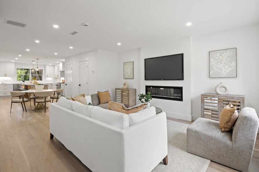 More Photos Of 26 Homestead Ln, Greenwich Apartments For Sale