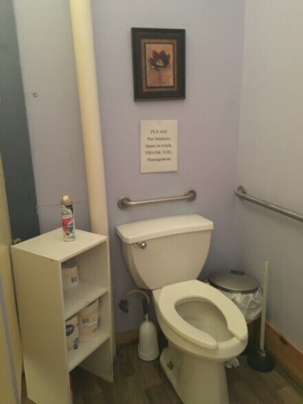 More Photos Of 302 Highway 22 W, Madisonville Restaurant For Sale