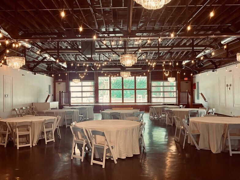 More Photos Of , Kansas City General Retail For Sale