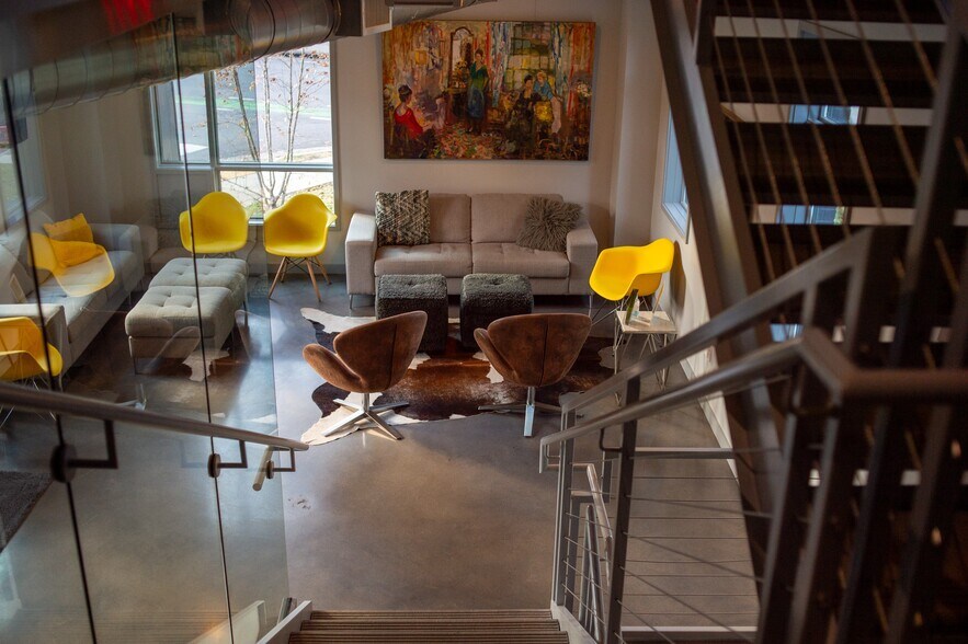 More Photos Of 1704 Dorothy Pl, Nashville Office For Sale