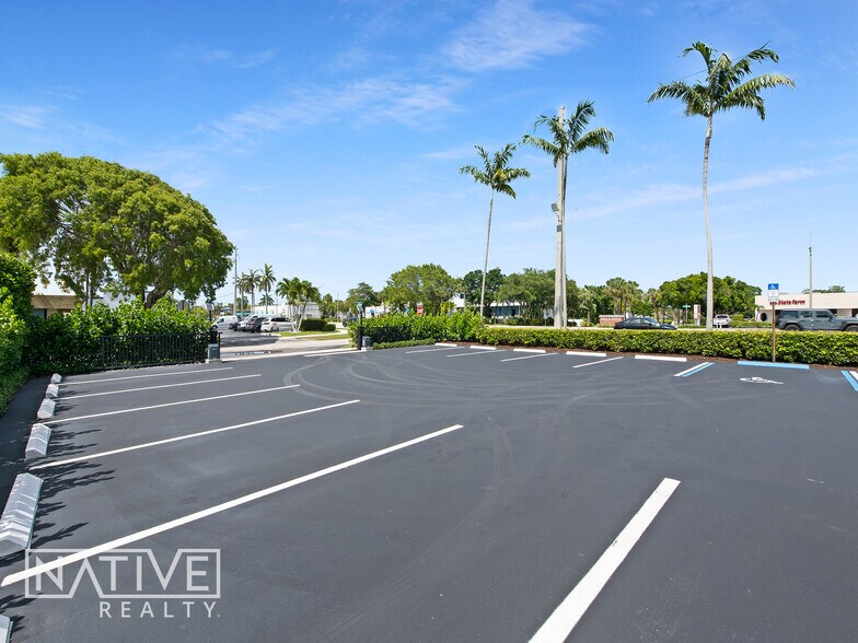More Photos Of 6199 N Federal Hwy, Boca Raton Freestanding For Sale