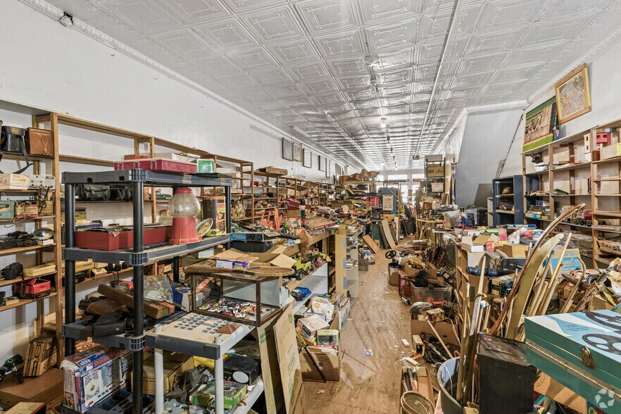 More Photos Of 1018 Fifth Ave, Pittsburgh Storefront Retail Residential For Sale