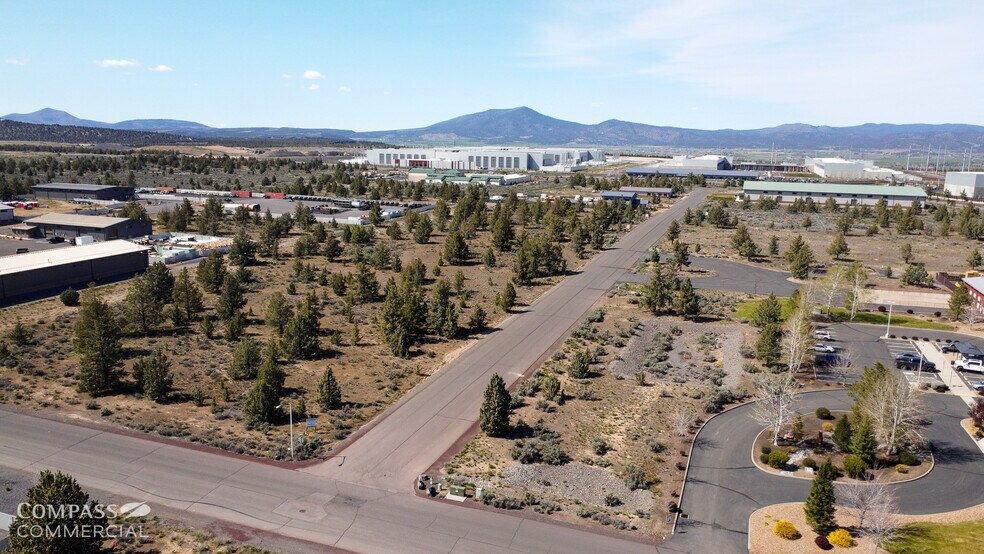 More Photos Of 1055 Commerce Court Ct, Prineville Land For Sale