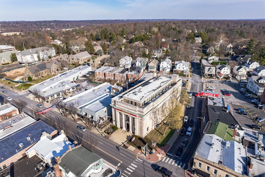 More Photos Of 400 Old York Rd, Jenkintown Office For Lease