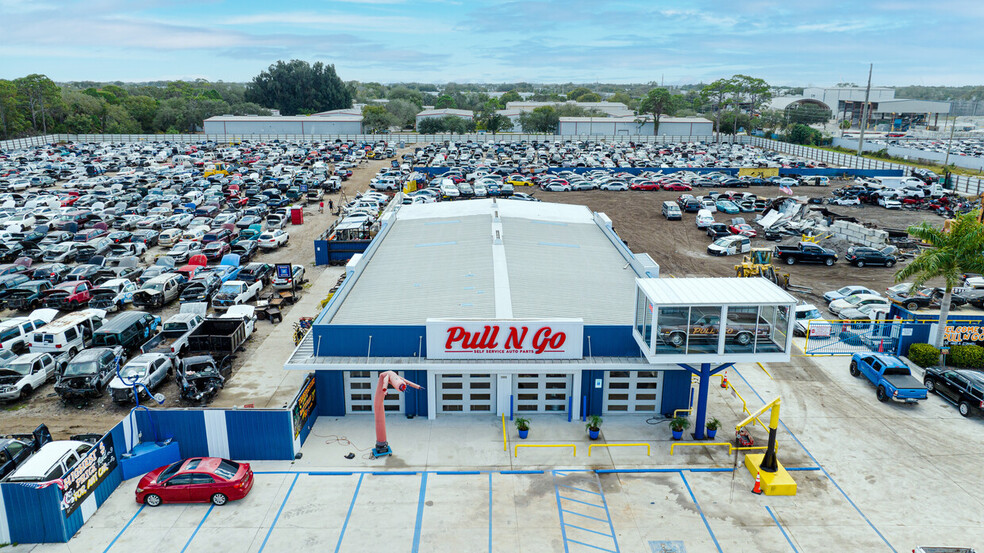 Primary Photo Of 2000 63rd Ave E, Bradenton Warehouse For Lease