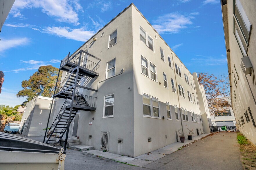 More Photos Of 555 S 2nd St, San Jose Apartments For Sale
