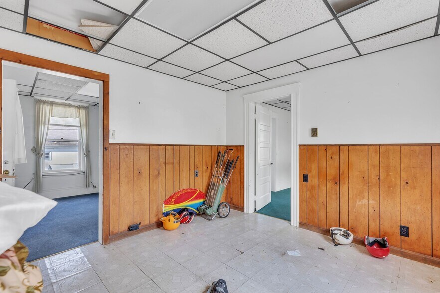 More Photos Of 297 Main St, Monson Storefront Retail Residential For Sale