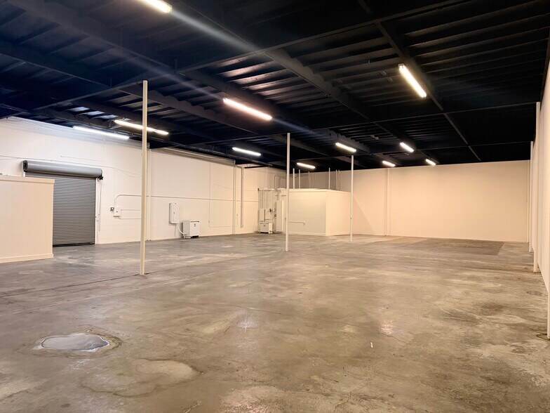 More Photos Of 10628 Weaver Ave, South El Monte Warehouse For Lease