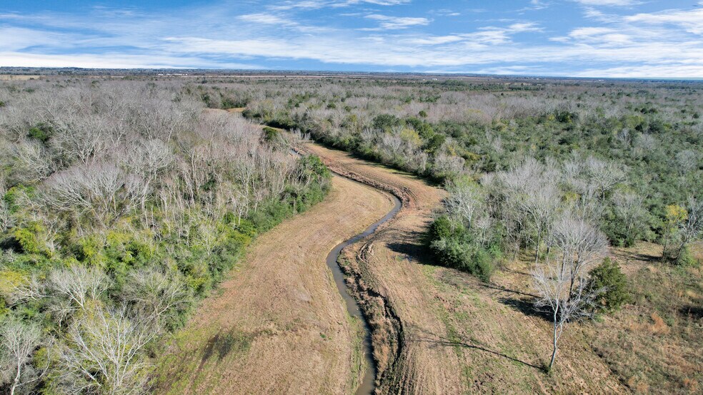 More Photos Of 10 FM 2403, Alvin Land For Sale