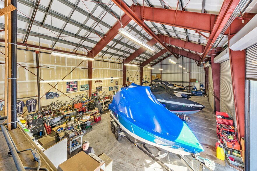 More Photos Of 1630 Shop St, South Lake Tahoe Freestanding For Sale