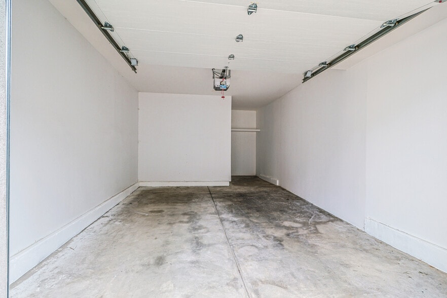 More Photos Of 1414 S Orange Dr, Los Angeles Apartments For Sale