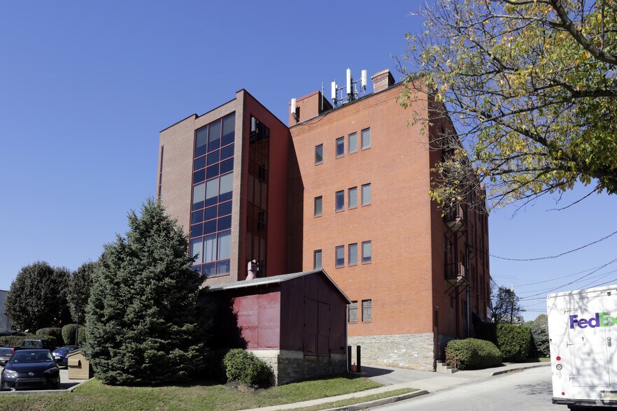 More Photos Of 441 E Hector St, Conshohocken Office Residential For Lease