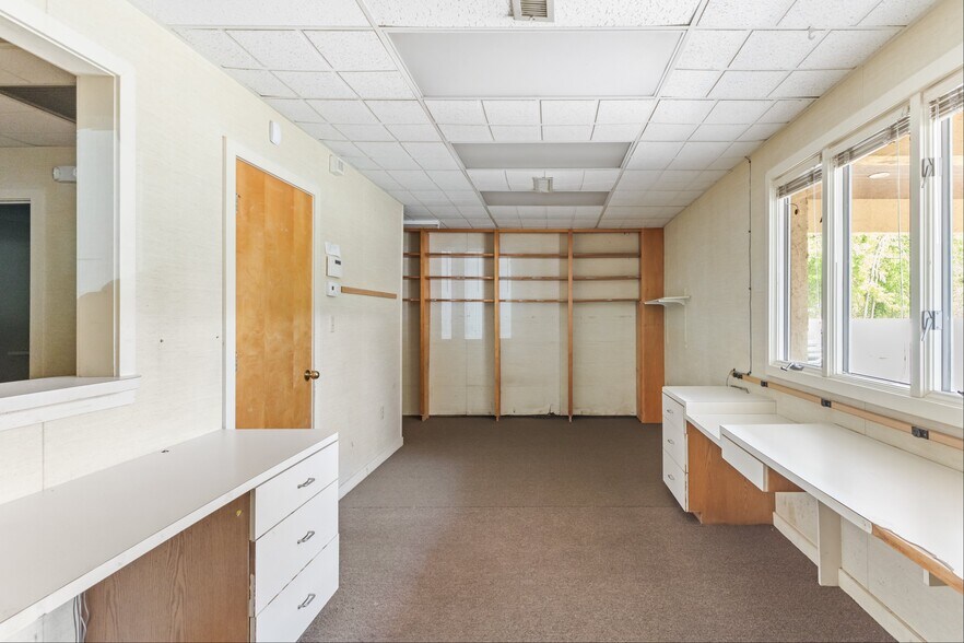 More Photos Of 2630 E Chestnut Ave, Vineland Medical For Sale