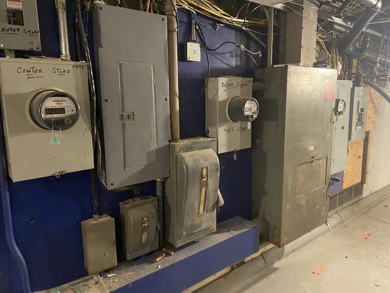 More Photos Of 49 Waterbury Rd, Prospect Storefront For Sale