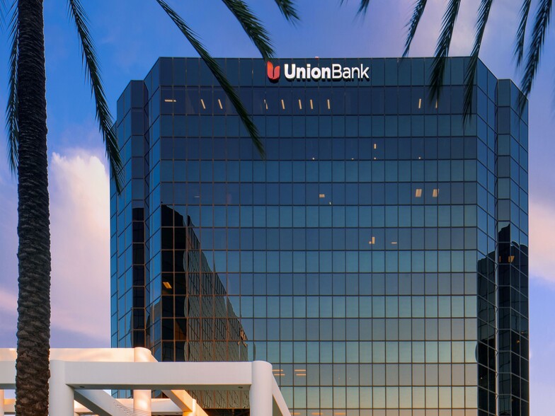 More Photos Of 18100 Von Karman Ave, Irvine Unknown For Lease