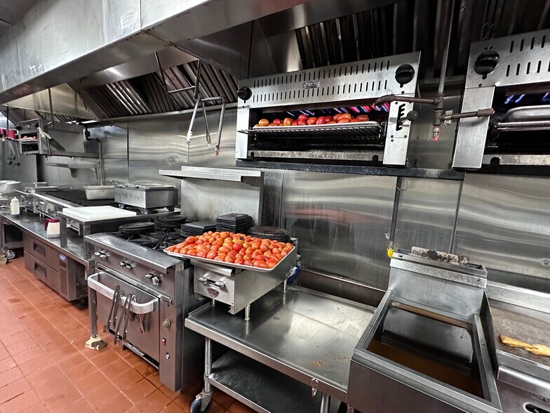 More Photos Of 2805 W Loop 340, Waco Restaurant For Sale