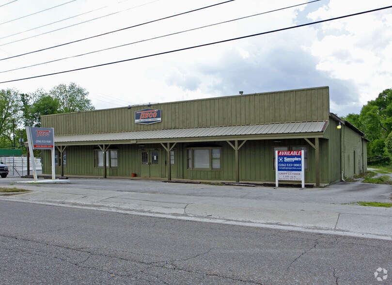 Primary Photo Of 2121 Meridian Ave, Huntsville Flex For Lease