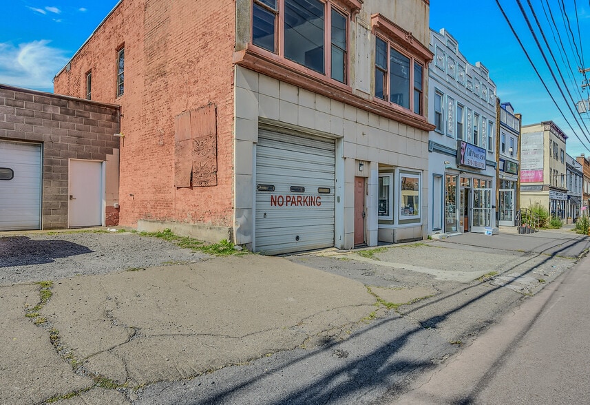 More Photos Of 515 Wyoming Ave, Scranton Flex For Sale