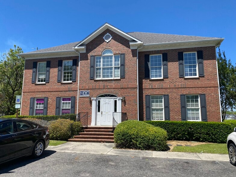 More Photos Of 6516 Dental Ln, Fayetteville Office For Lease