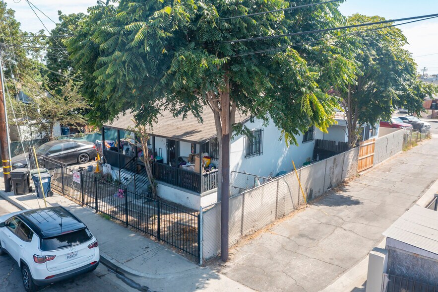 More Photos Of 7408 Elsie St, Los Angeles Apartments For Sale