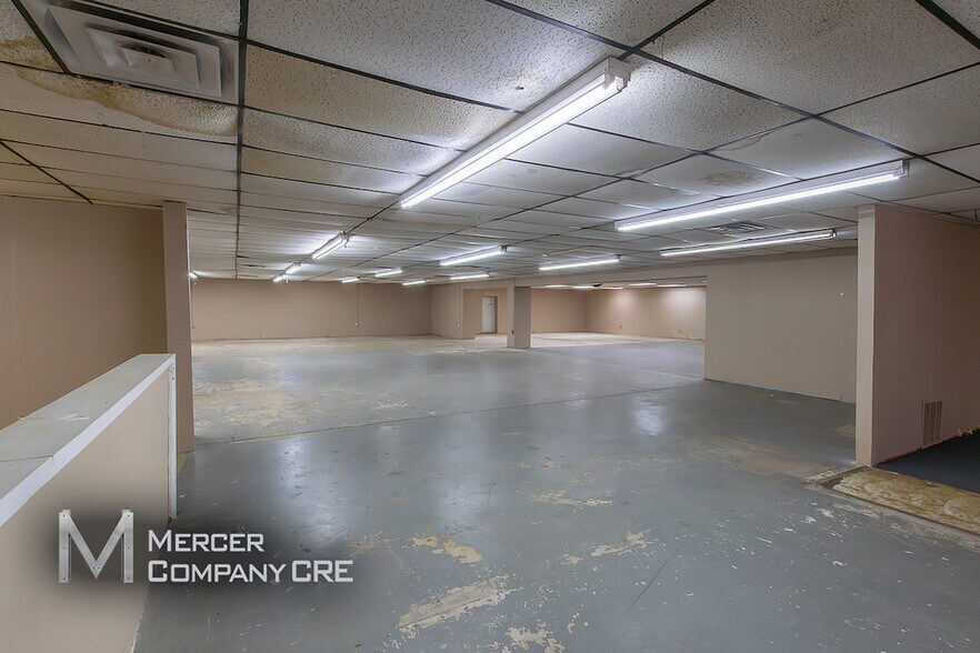 More Photos Of 440-460 N Rockwell Ave, Oklahoma City Unknown For Lease