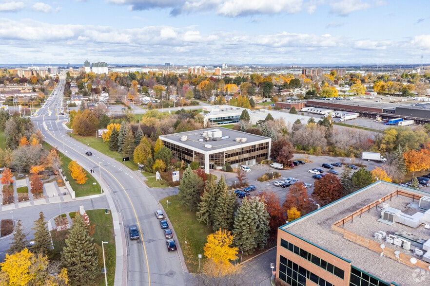 More Photos Of 2255 St Laurent Blvd, Ottawa Office For Lease