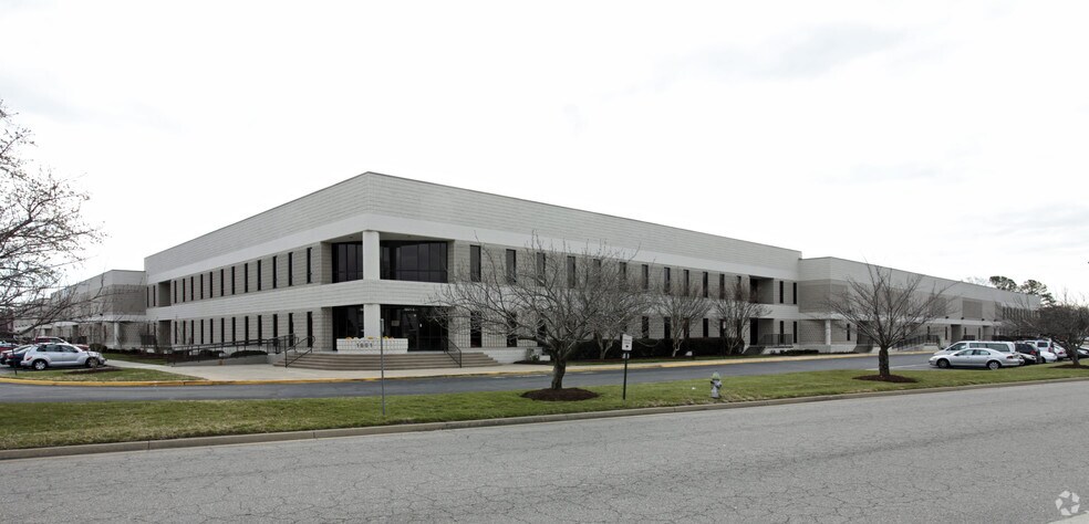 More Photos Of 1801 Sara Dr, Chesapeake Research And Development For Lease