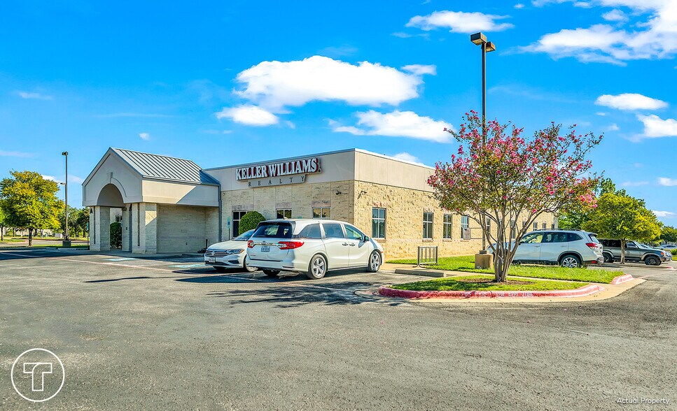 More Photos Of 900 Quest Blvd, Cedar Park Medical For Lease