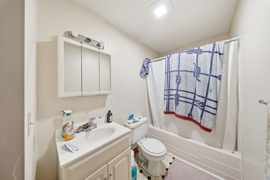 More Photos Of 696 PA-590, Lackawaxen Multifamily For Sale