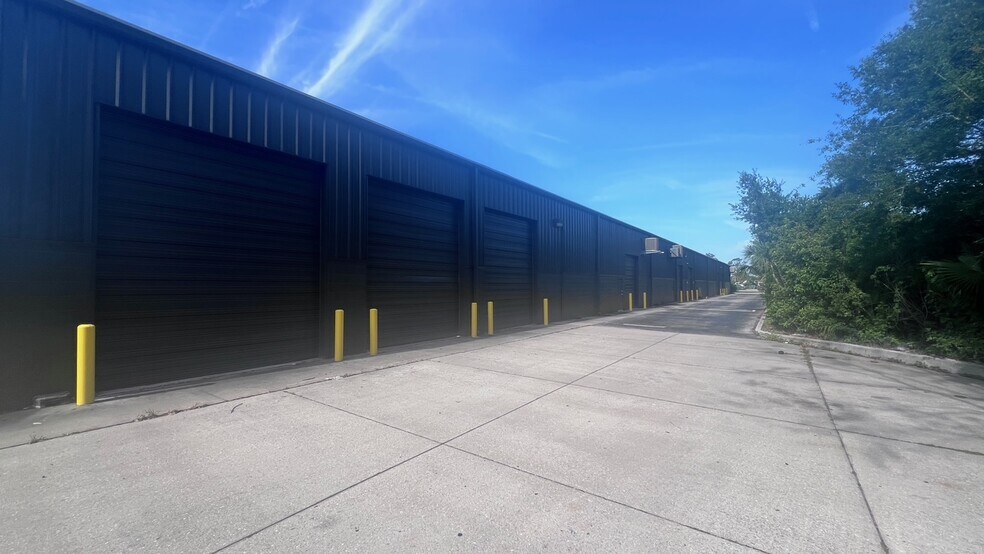 More Photos Of 6225 E 21st St, Bradenton Industrial For Sale