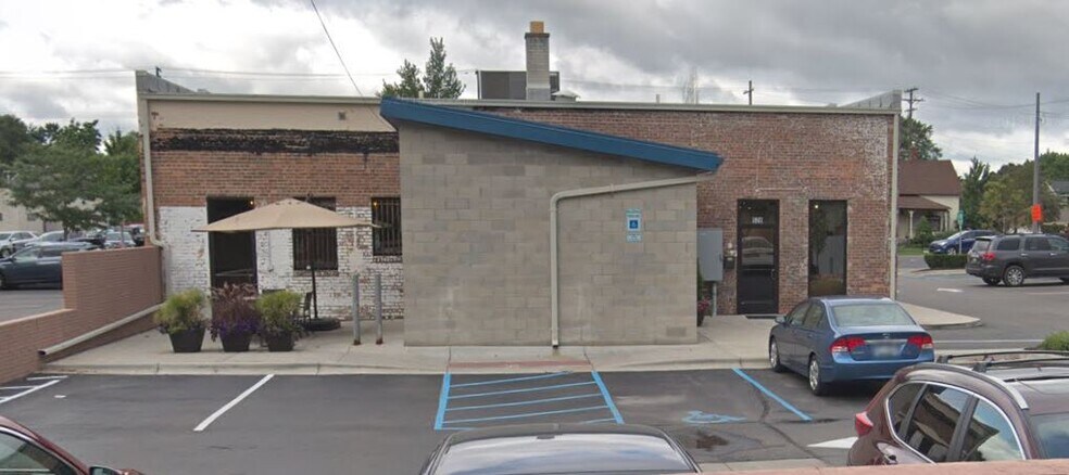 More Photos Of 520 N Main St, Royal Oak Office For Lease
