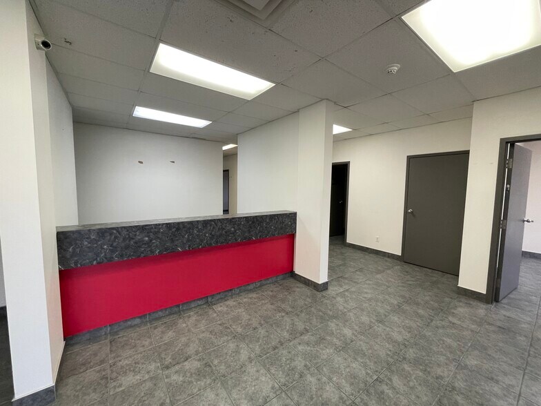 More Photos Of 7756 Edgar Industrial Way, Red Deer Warehouse For Sale