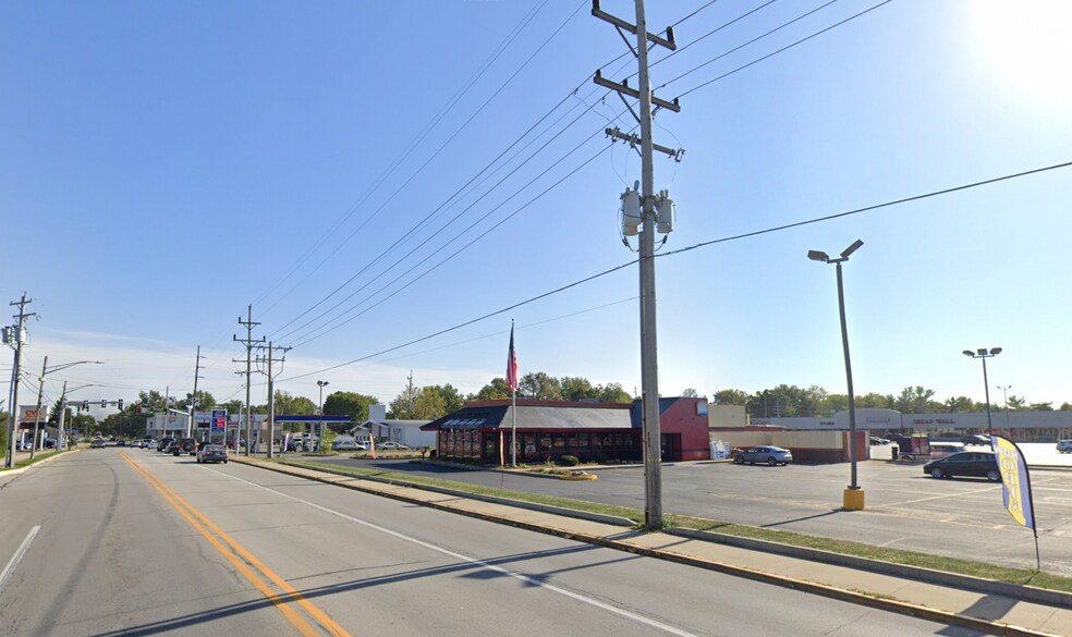 More Photos Of 1918 N Jefferson St, Huntington Fast Food For Lease