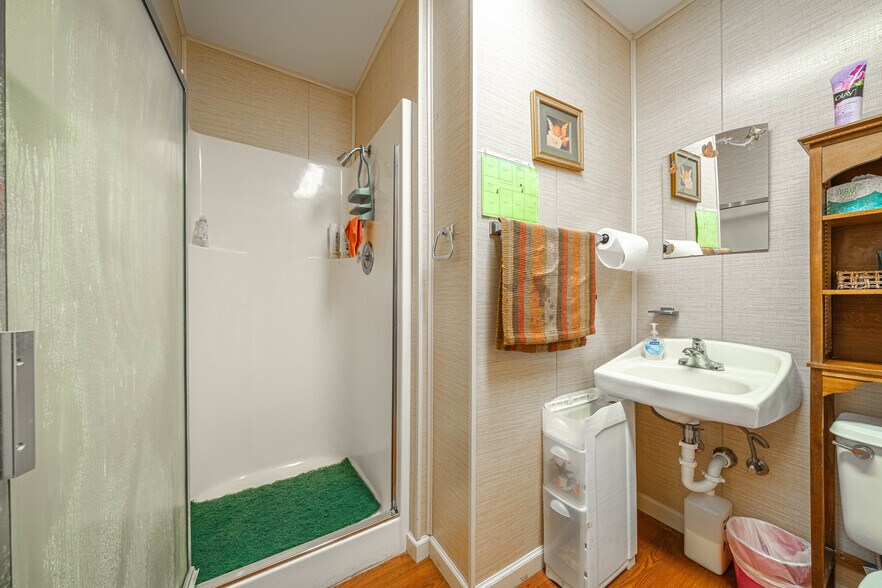 More Photos Of 3326-3328 E Southcross Blvd, San Antonio Medical For Sale