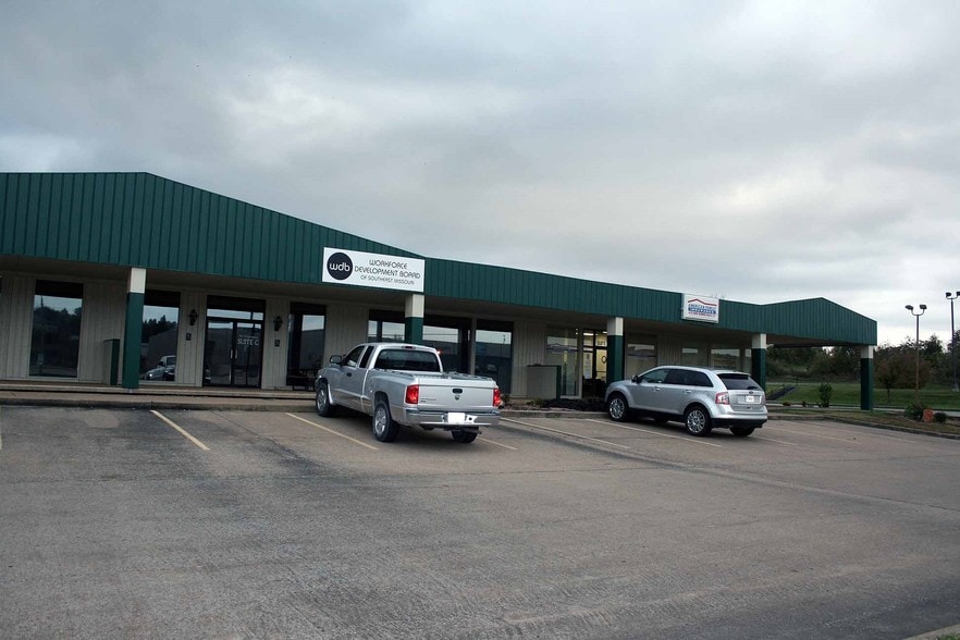 760 S Kingshighway, Cape Girardeau, MO 63703 Office For Lease