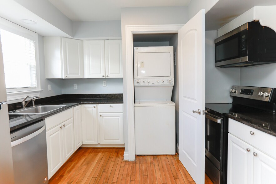 More Photos Of 831 W Ocean View Ave, Norfolk Apartments For Sale