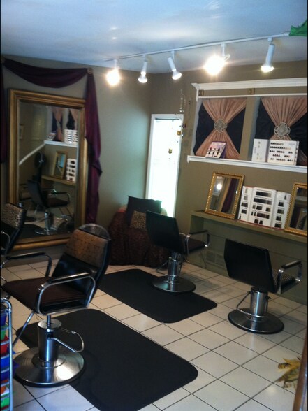 More Photos Of 4 Beck St NW, Atlanta Storefront Retail Office For Sale