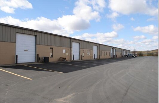 More Photos Of 6274-6290 Seeds Rd, Grove City Warehouse For Lease