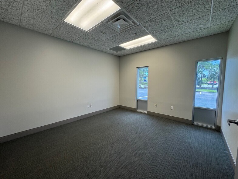 More Photos Of 5343 Bowden Rd, Jacksonville Warehouse For Sale