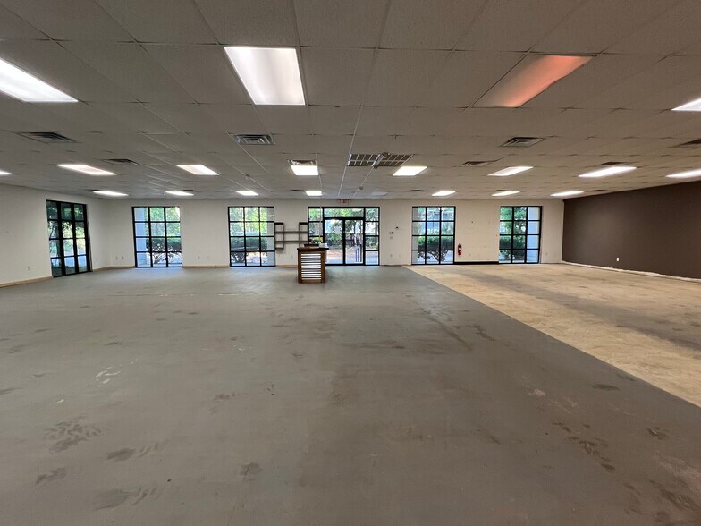 More Photos Of 1504 Fording Island Rd, Bluffton Freestanding For Lease