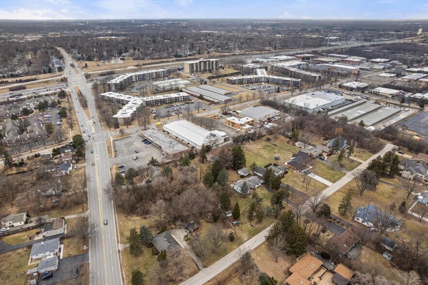 More Photos Of 5413 Walnut Ave, Downers Grove Office For Lease