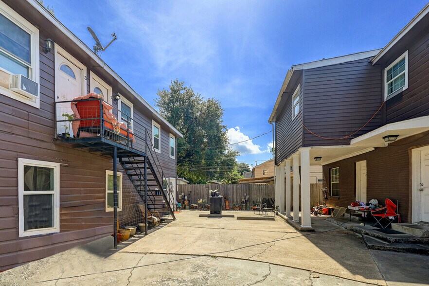 More Photos Of 3435 Rosedale St, Houston Apartments For Sale