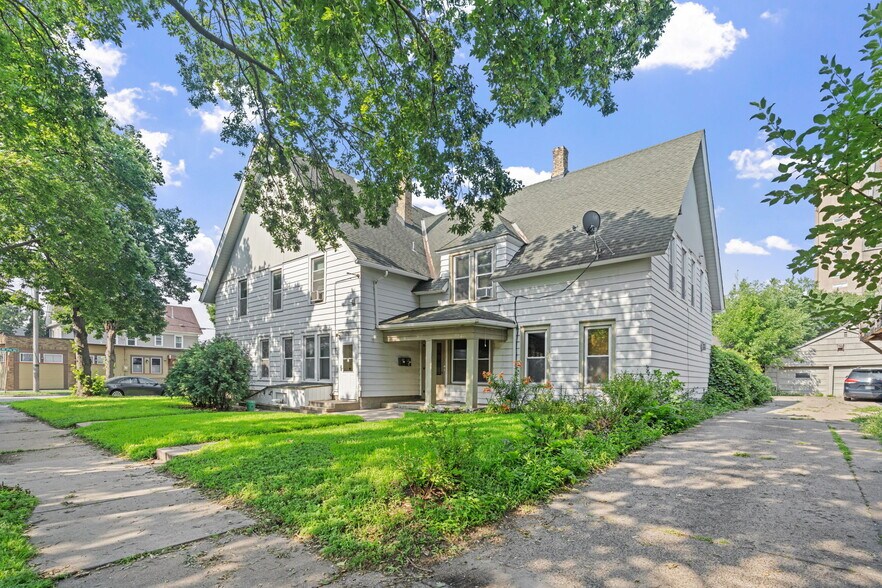 More Photos Of 1704 Jefferson St NE, Minneapolis Apartments For Sale